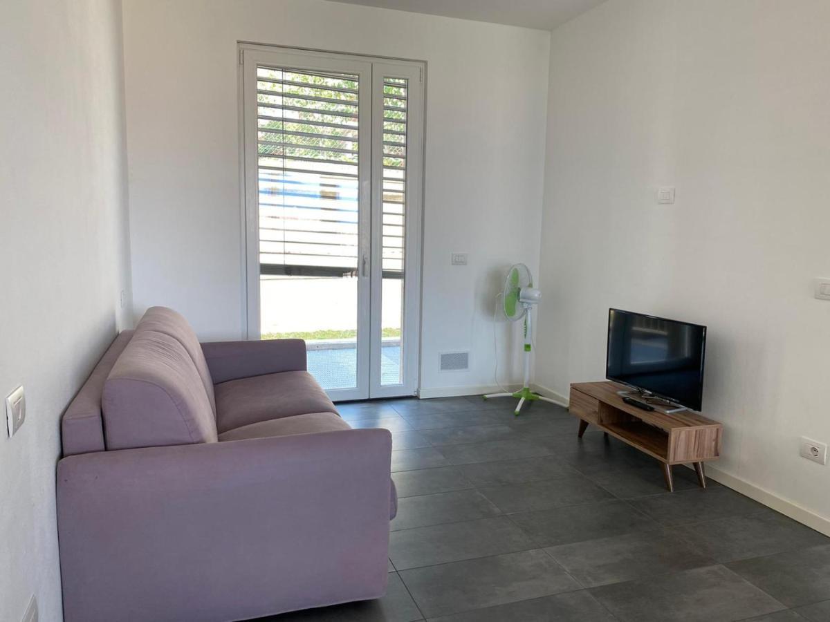 The Sunshine - Apartments With Pool Musso Εξωτερικό φωτογραφία